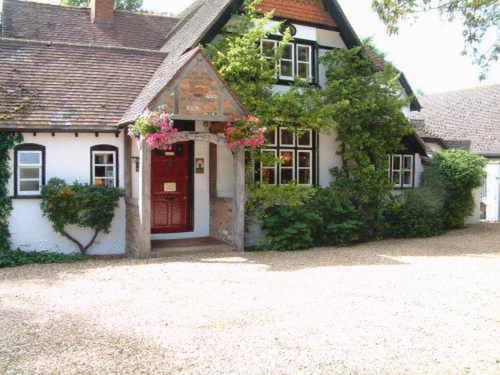 Hostal West Lodge Hotel