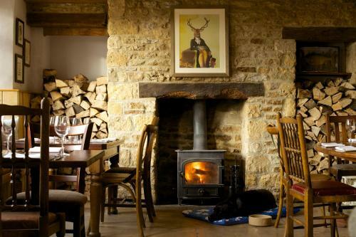 Posada The Trout Inn At Tadpole Bridge