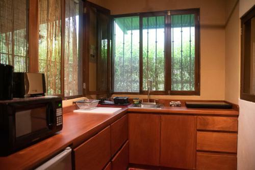 Apartamento Hacienda La Moringa Playa Hermosa-jaco B&B