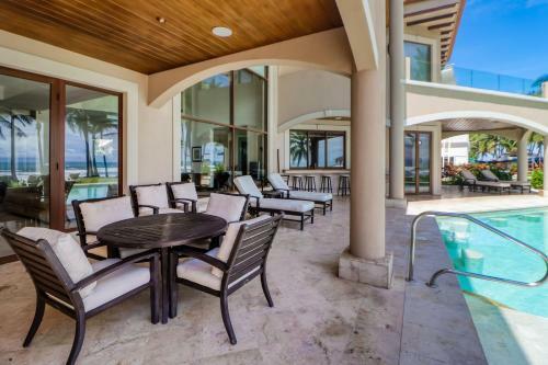 Casa Royal Palms