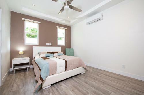 Casa Coastal Serenity