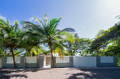 Casa Coastal Serenity