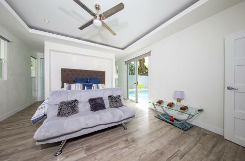 Casa Coastal Serenity