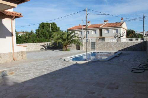 Villa Alfonso