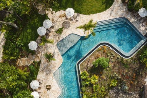 Luxury Beachfront Villa With Private Pool At Nantipa