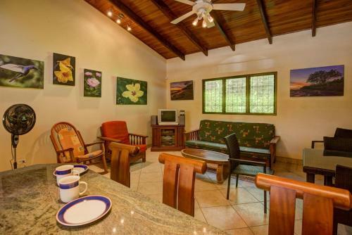 New! 600 Steps From Junquillal Beach - Casa Mariposa Unit 2