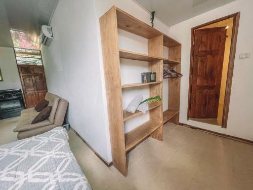 Hostal El Gato Rojas Surf Hostel