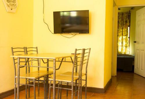 Hostal Casa Tucanes