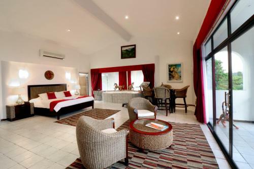 Hotel Oceans Two