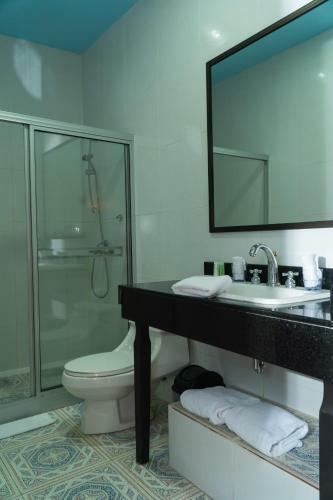Hotel Oceans Two