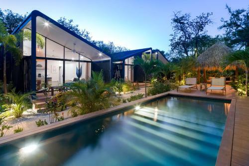 Favela Chic Tamarindo Boho Boutique Bungalow Close To The Beach