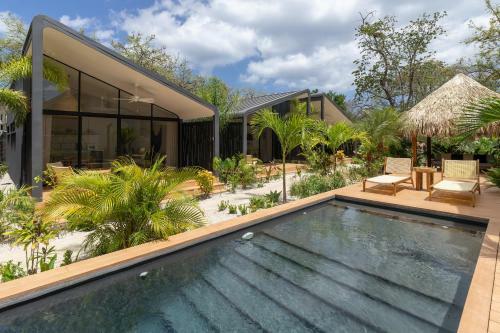 Favela Chic Tamarindo Boho Boutique Bungalow Close To The Beach