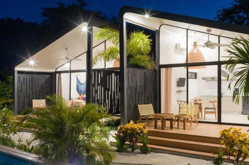 Favela Chic Tamarindo Boho Boutique Bungalow Close To The Beach