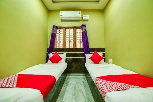 Hotel Oyo 65103 Hashmi Residency