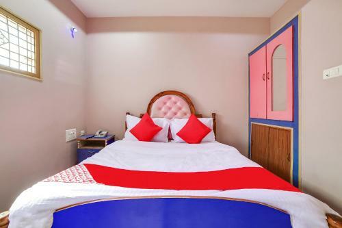 Hotel Oyo 65103 Hashmi Residency
