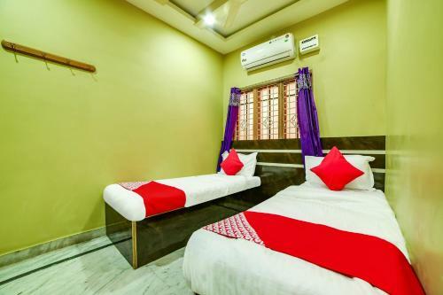 Hotel Oyo 65103 Hashmi Residency