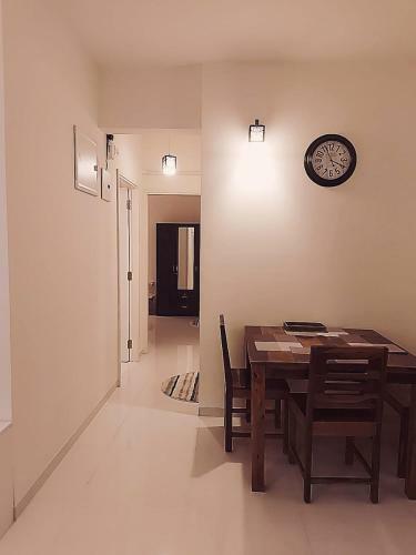 Elegant 2 Bedroom Apartment
