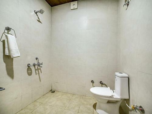 Hotel Fabescape Raabta Resort