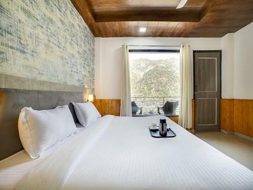 Hotel Fabescape Raabta Resort