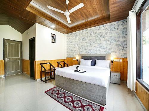 Hotel Fabescape Raabta Resort