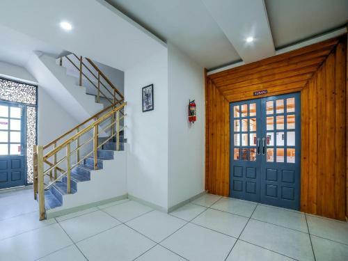 Hotel Fabescape Raabta Resort
