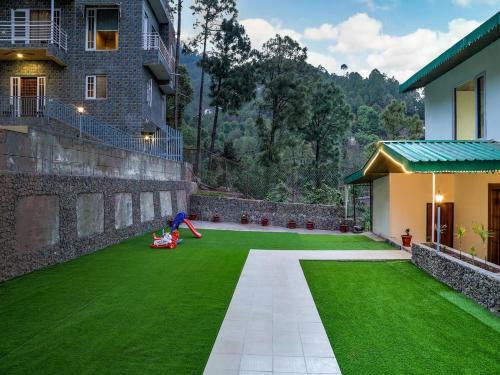 Hotel Fabescape Raabta Resort