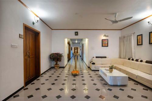 Villa Stayvista At Dwaraka Inn