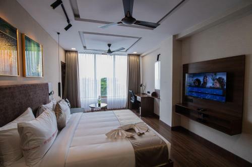 Hotel Windstone Residency
