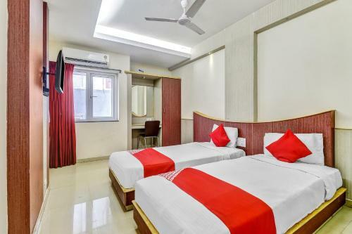 Oyo 84390 Hotel Green Grand