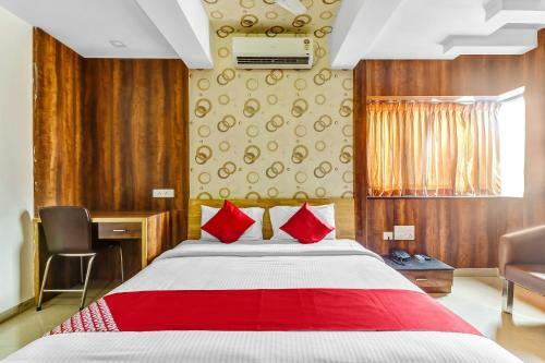 Oyo 84390 Hotel Green Grand