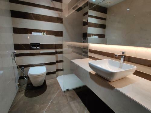 Hotel Pph Living Neermala Residency