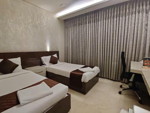 Hotel Pph Living Neermala Residency