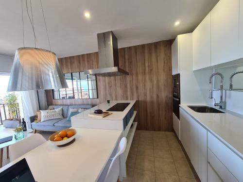 Apartamento �tico de Dise�o Sobre La Cala de Las Sirenas!!
