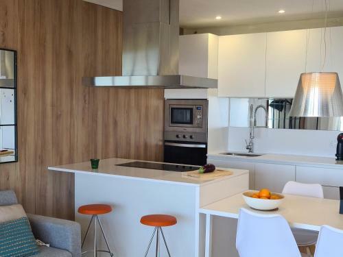 Apartamento �tico de Dise�o Sobre La Cala de Las Sirenas!!