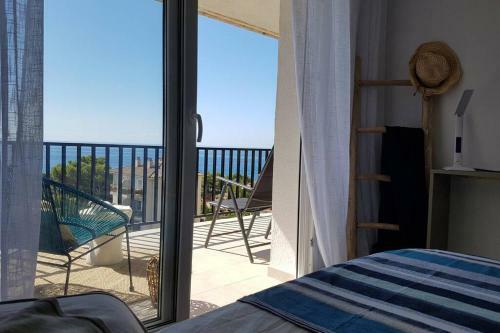 Apartamento �tico de Dise�o Sobre La Cala de Las Sirenas!!