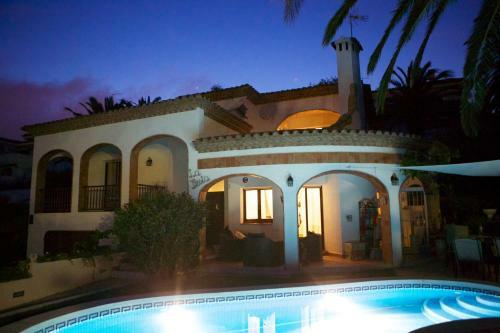 Dama Villa Con Piscina Privada