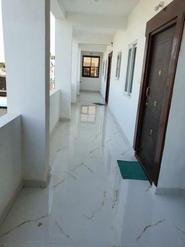 Jr Service Apartment Hotel