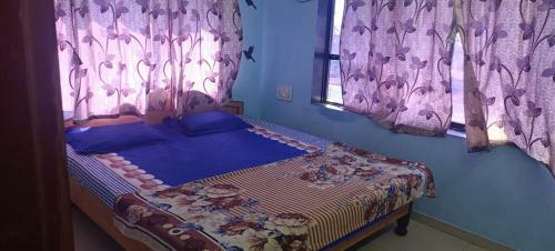 Hostal K H Sea View Guest House