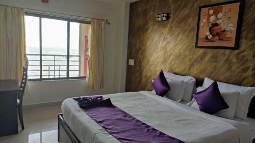 Hotel Purple Beds By Vits, Daman
