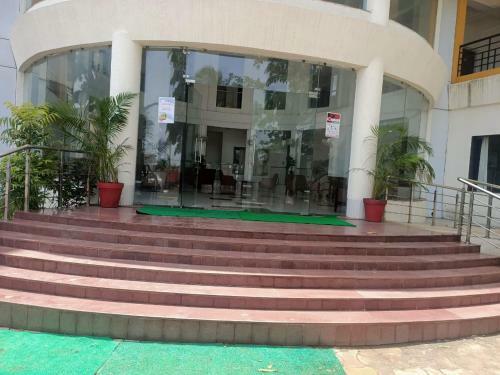 Hotel Purple Beds By Vits, Daman