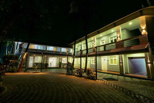 Hotel Gold Beach Villa