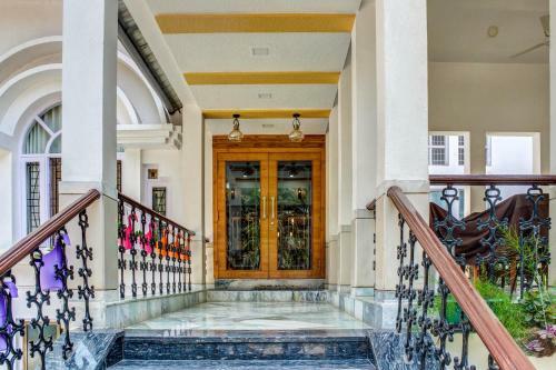 White House 5bhk Villa