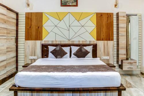White House 5bhk Villa