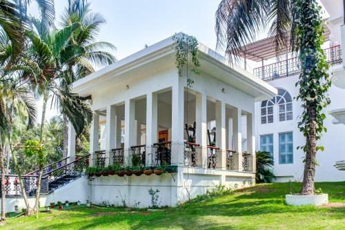 White House 5bhk Villa