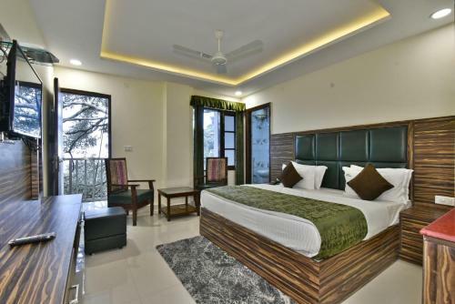 Hotel Comfort Court