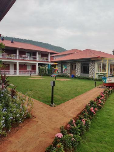 Hotel Nilkrupa Beach Resort