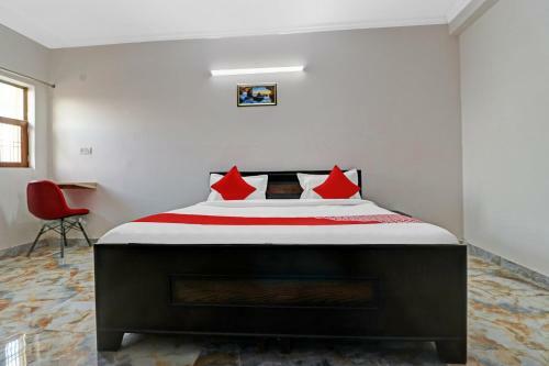 Oyo 86530 Hotel Empire Inn