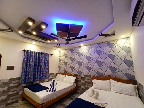 Hostal Richard Residency
