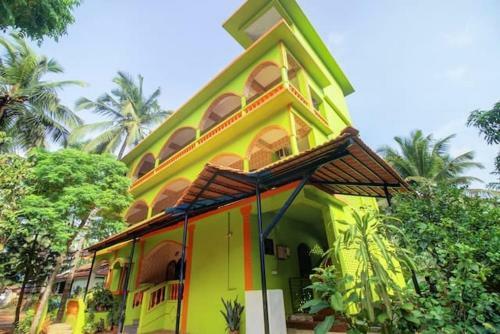 Hostal Richard Residency