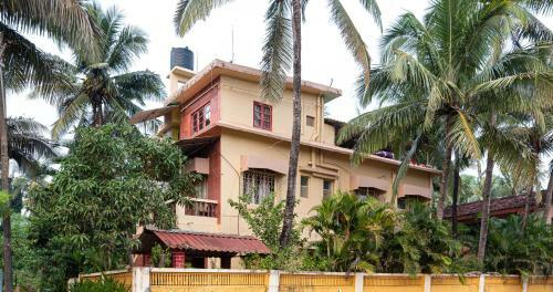 Hostal Miranda Beach House